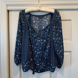 American Eagle Outfitters blouse. Size:XL